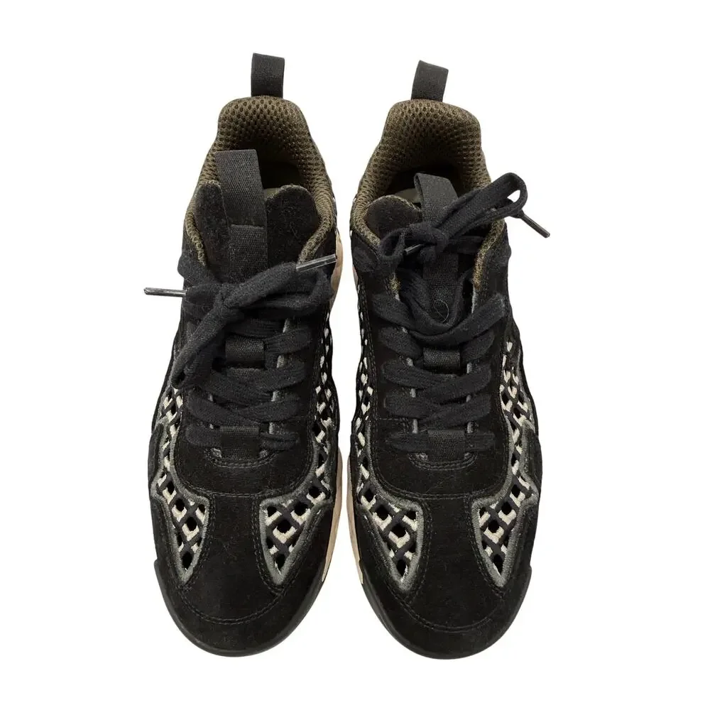 Chanel Interlocking CC Logo Trail Trainer Sneakers Black White Women's Size 37